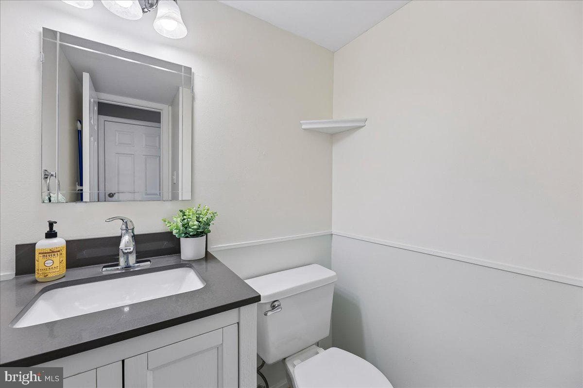 5211 Spring Branch Boulevard photo 10