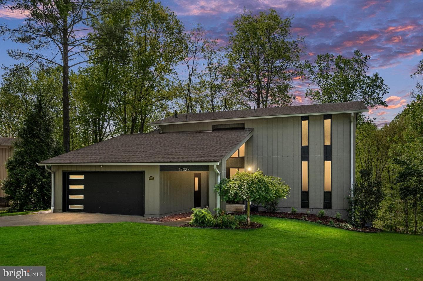12328 Hollyhock Court photo 2