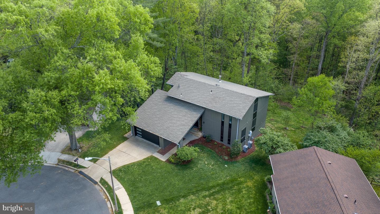 12328 Hollyhock Court photo 65