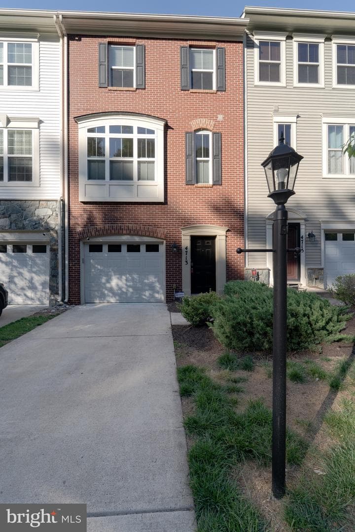 4713 Potomac Highlands Circle