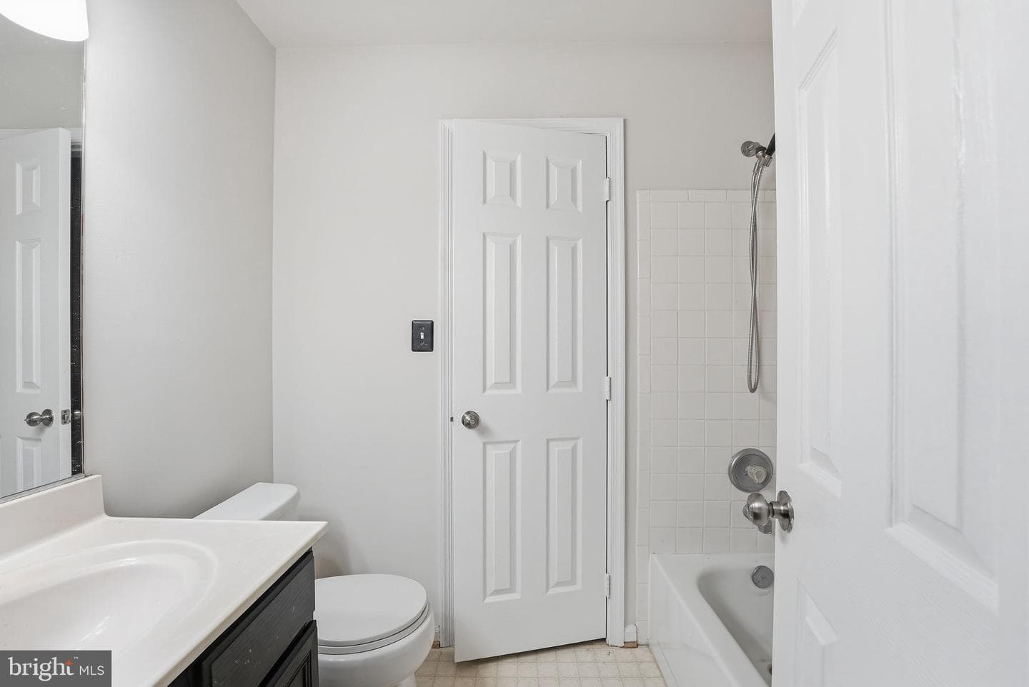 4238 Ashmere Circle photo 34