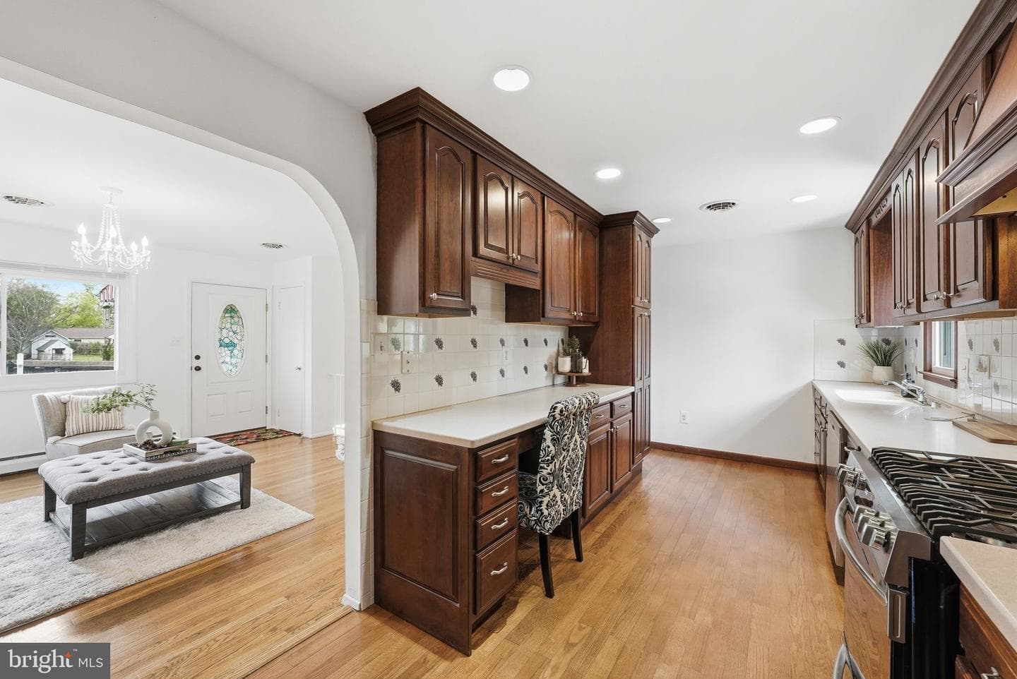 9609 Norfolk Street photo 21