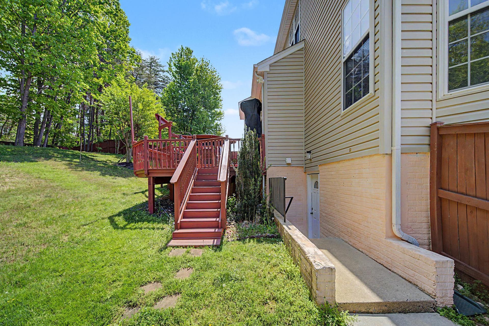 15329 Tina Lane photo 38