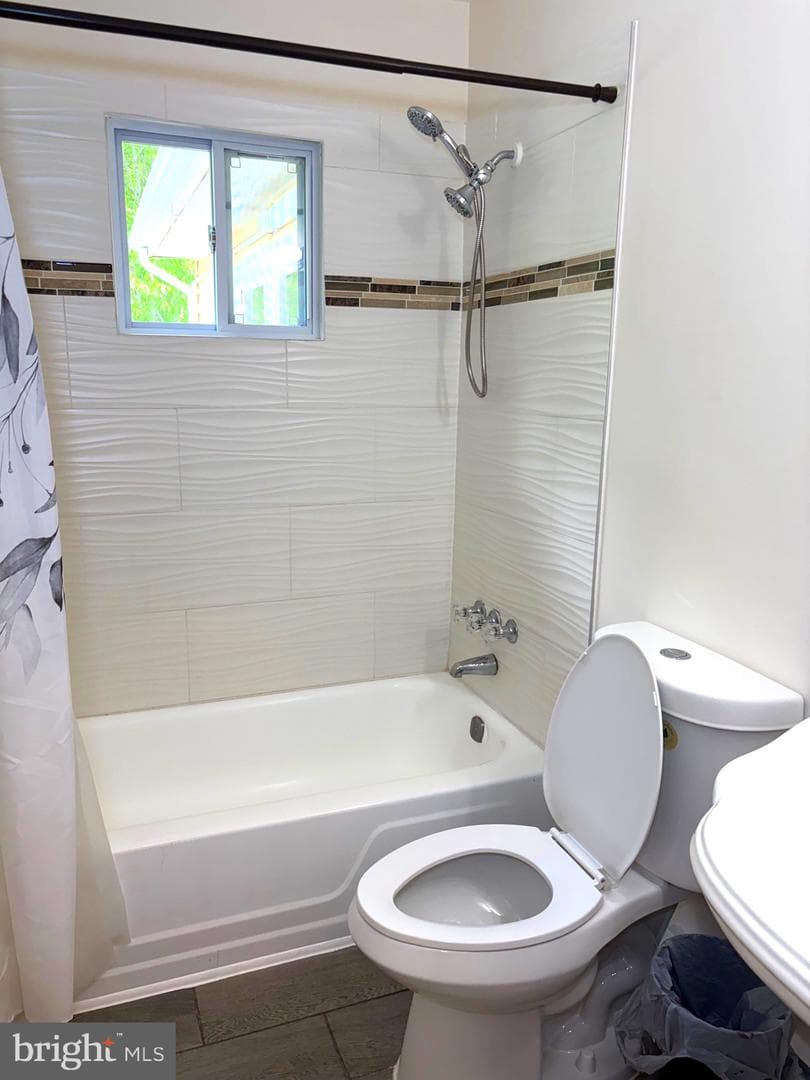 14303 Fairmont Court photo 14
