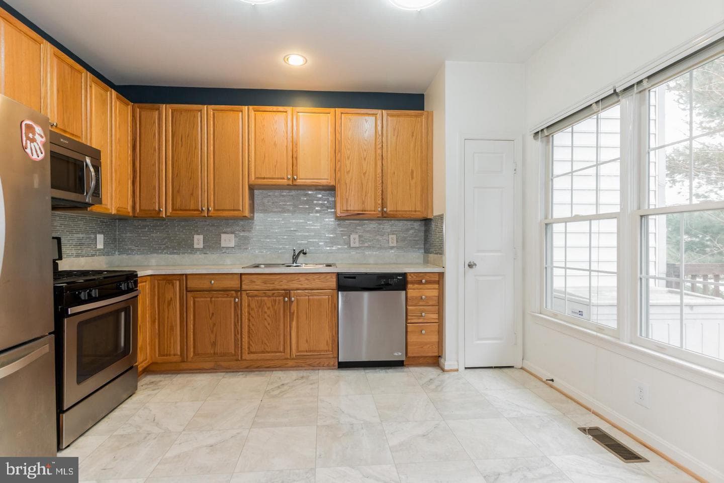 3398 Nadia Loop photo 5