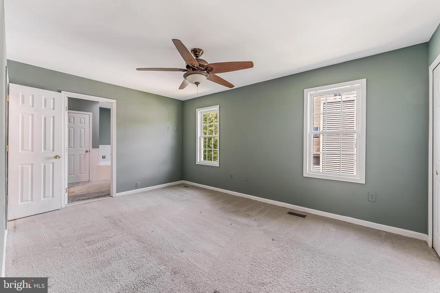15045 Holleyside Drive photo 29