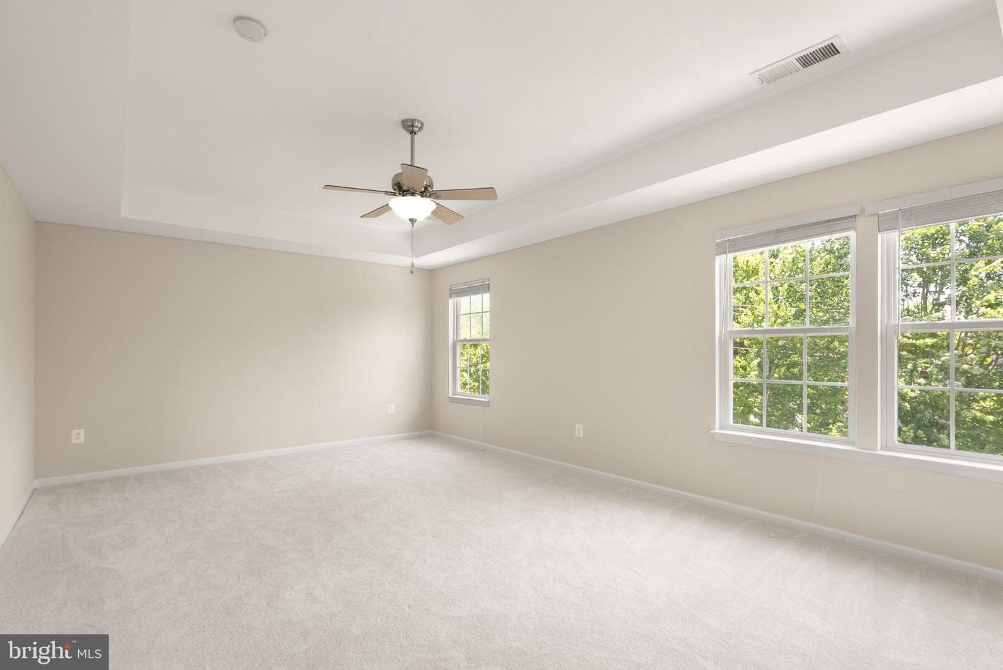 5484 Amberview Court photo 36
