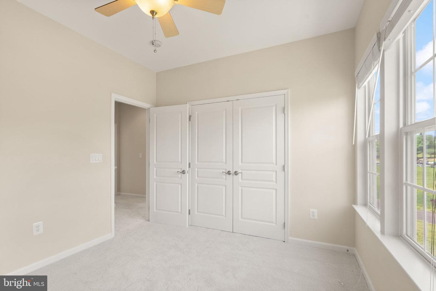 5484 Amberview Court photo 48