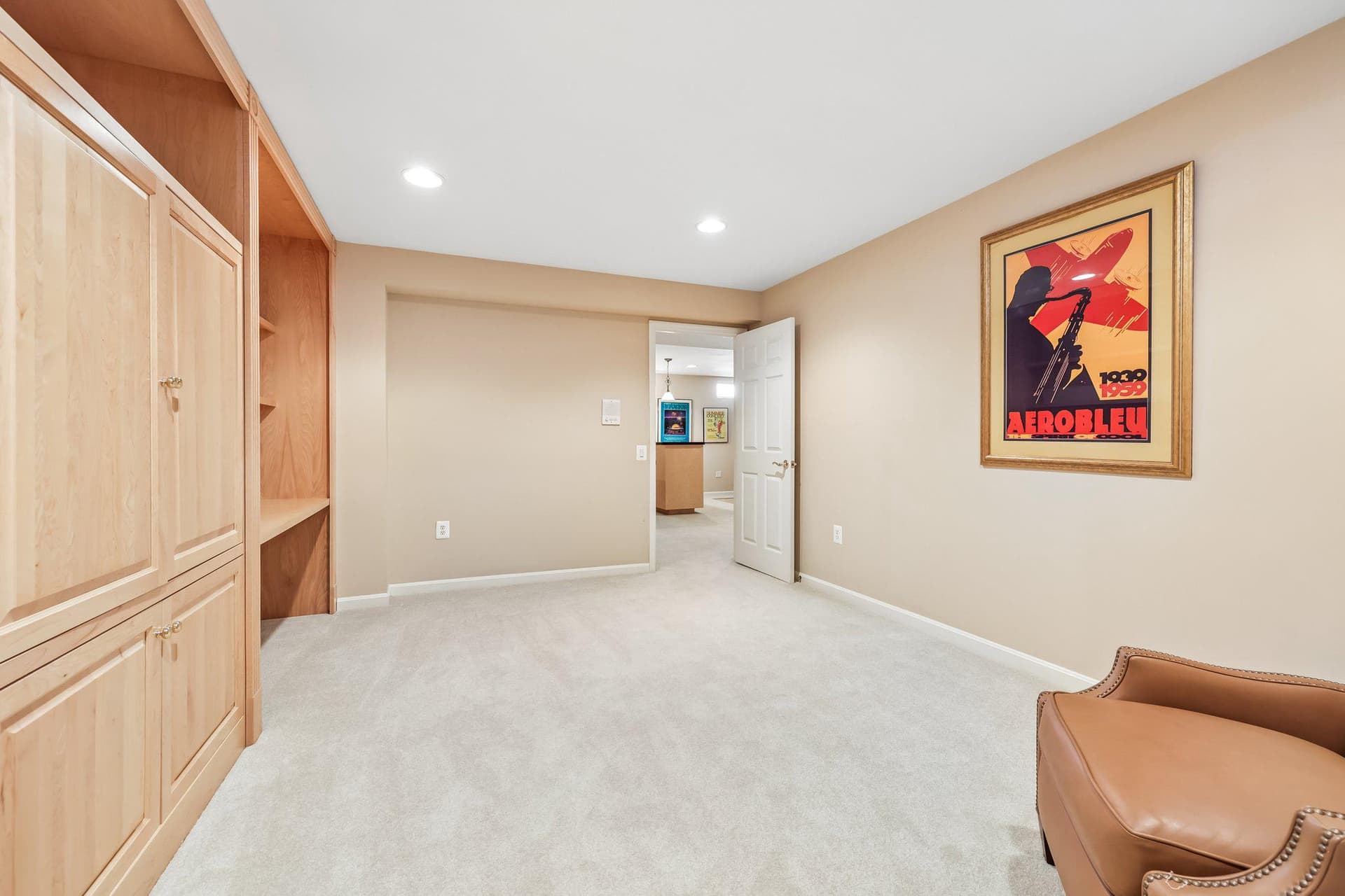 9712 Seafield Place photo 31