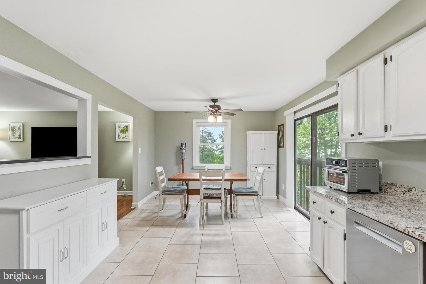 2718 Jackson Drive photo 8