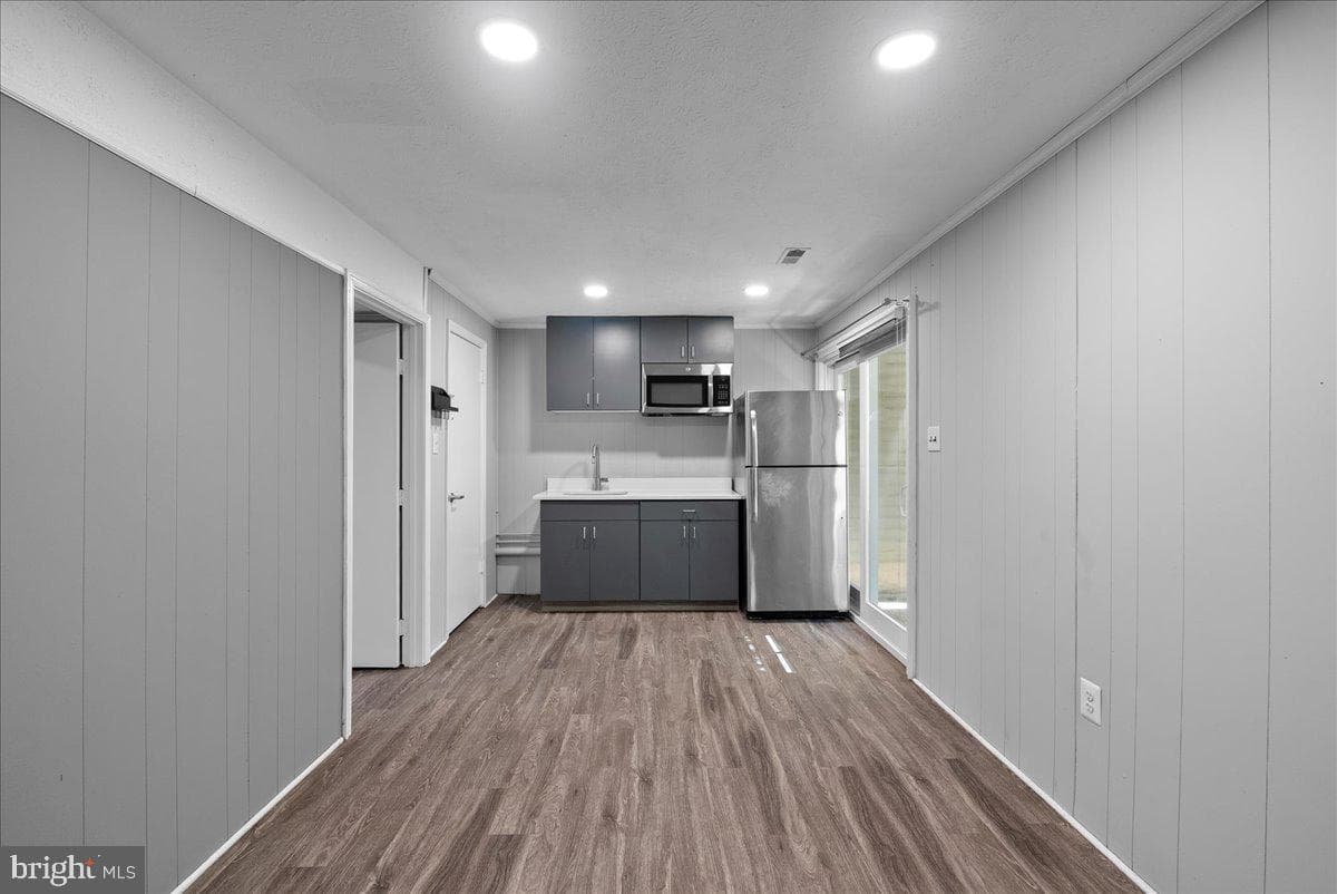 2839 Bowes Lane photo 34