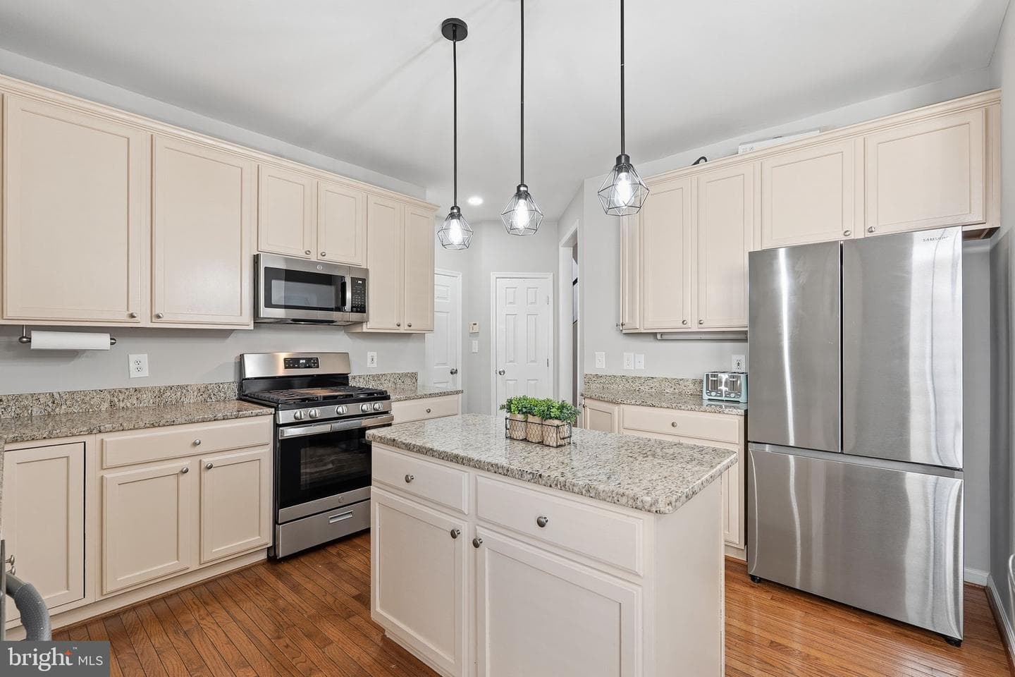 14840 Links Pond Circle photo 5