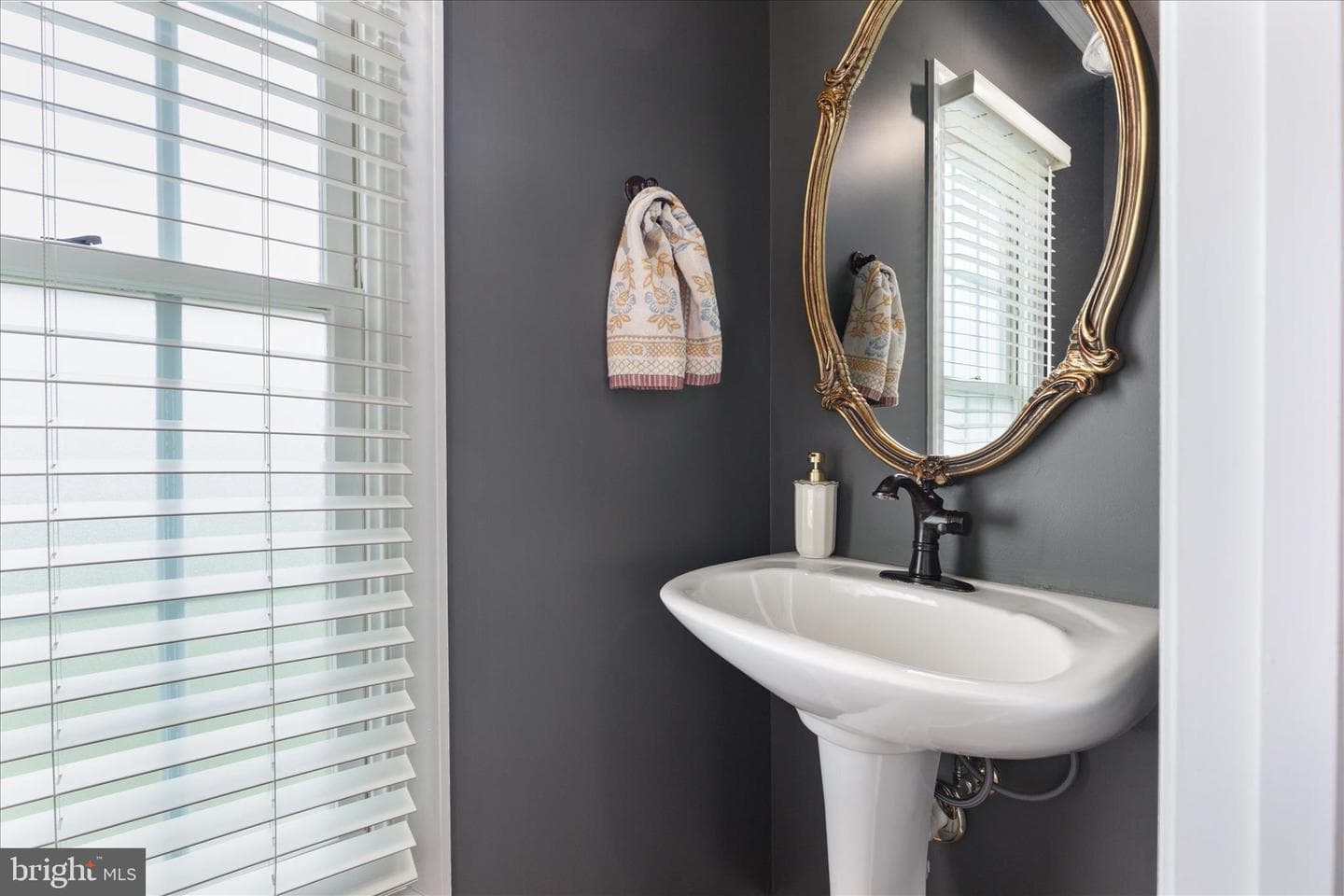 9713 Lennice Way photo 26