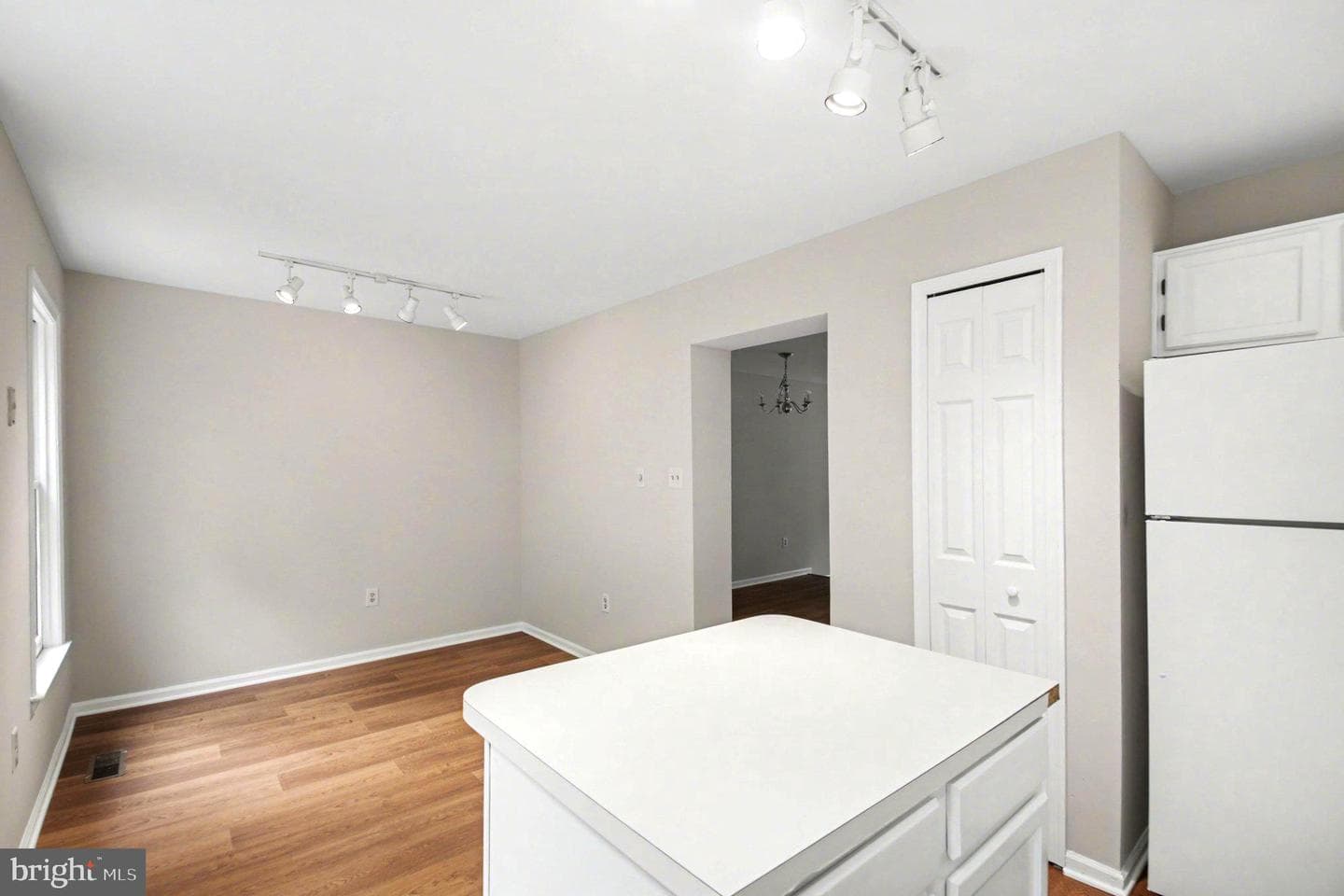 3263 Corcyra Court photo 9