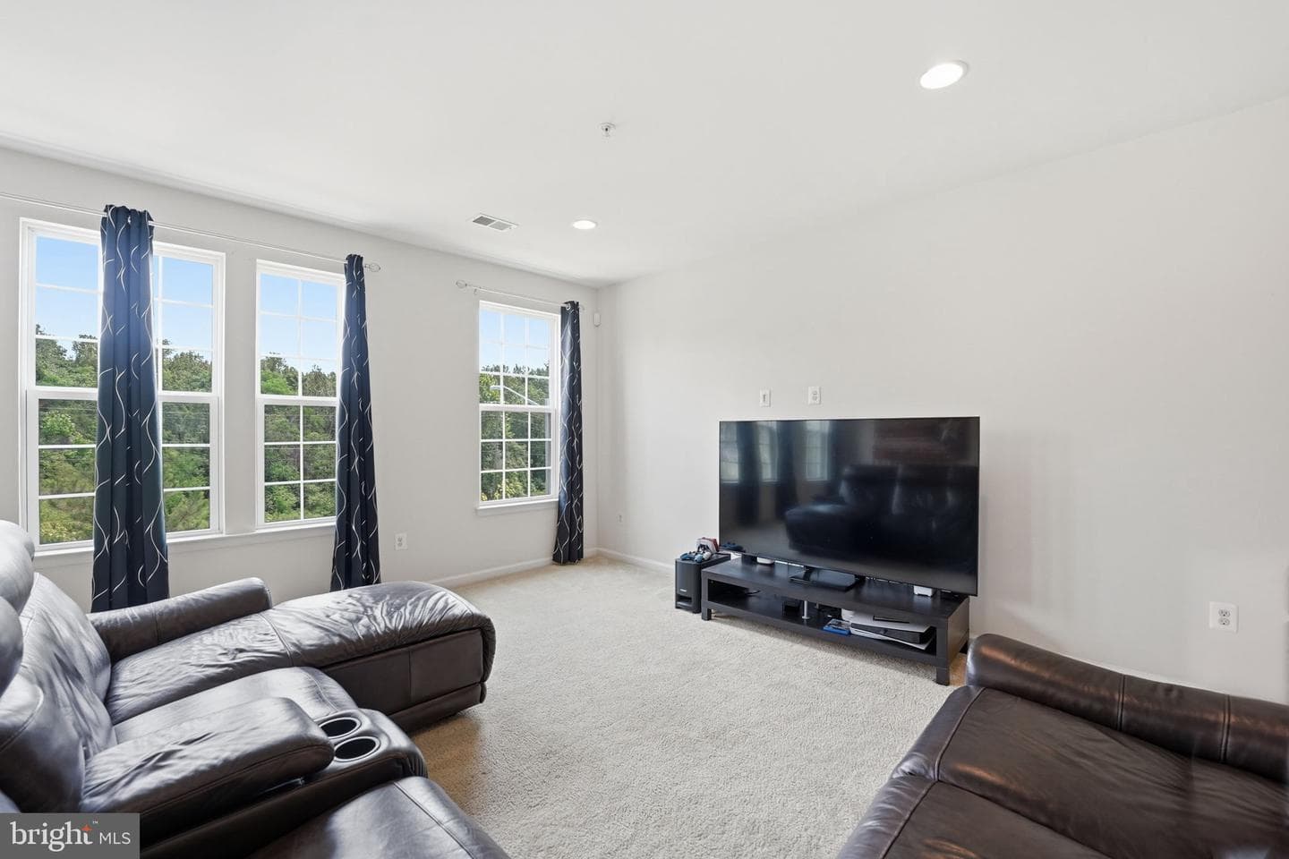 14760 Malloy Court photo 36