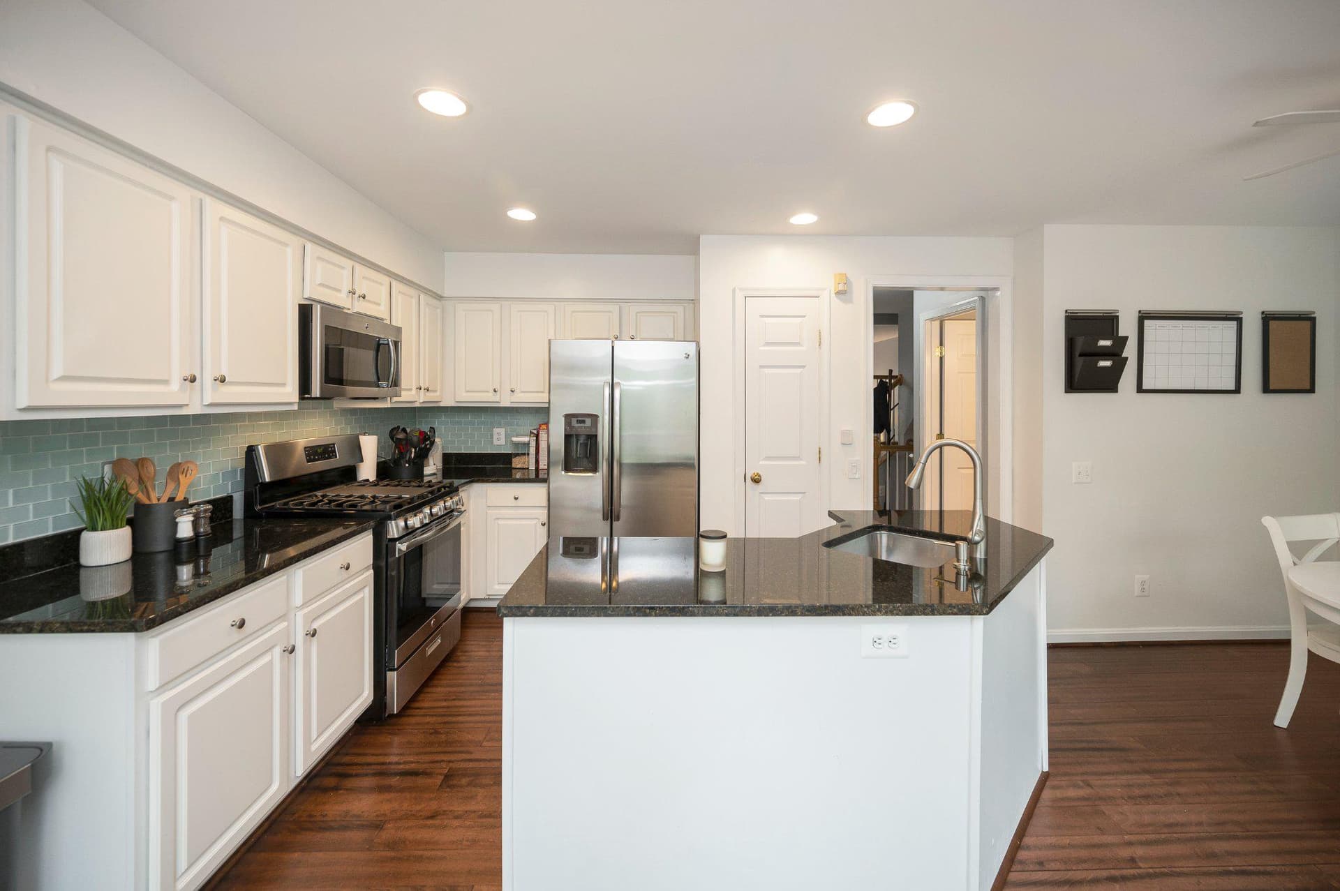 11539 Bertram Street photo 30