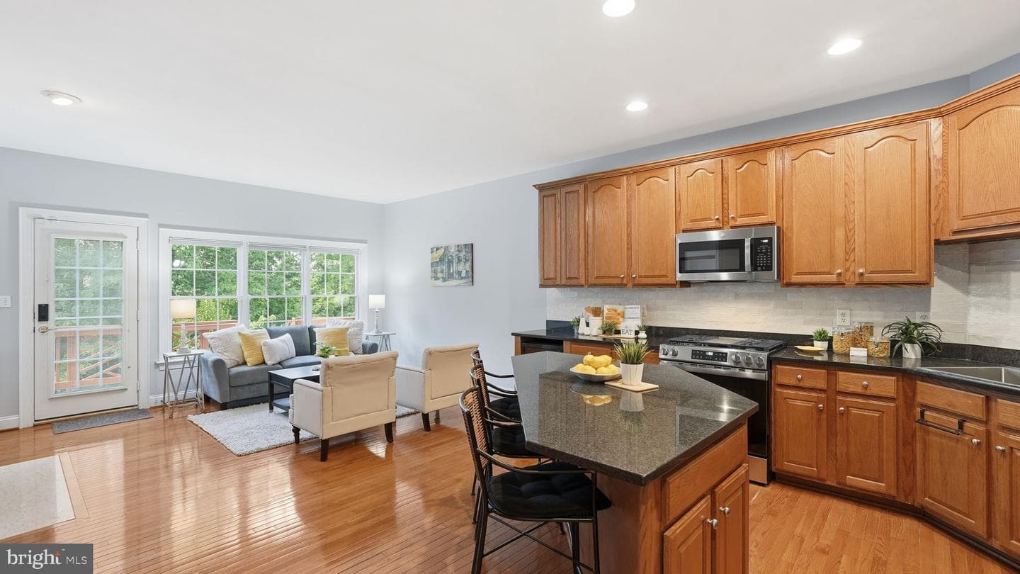 1819 Hyden Place photo 16