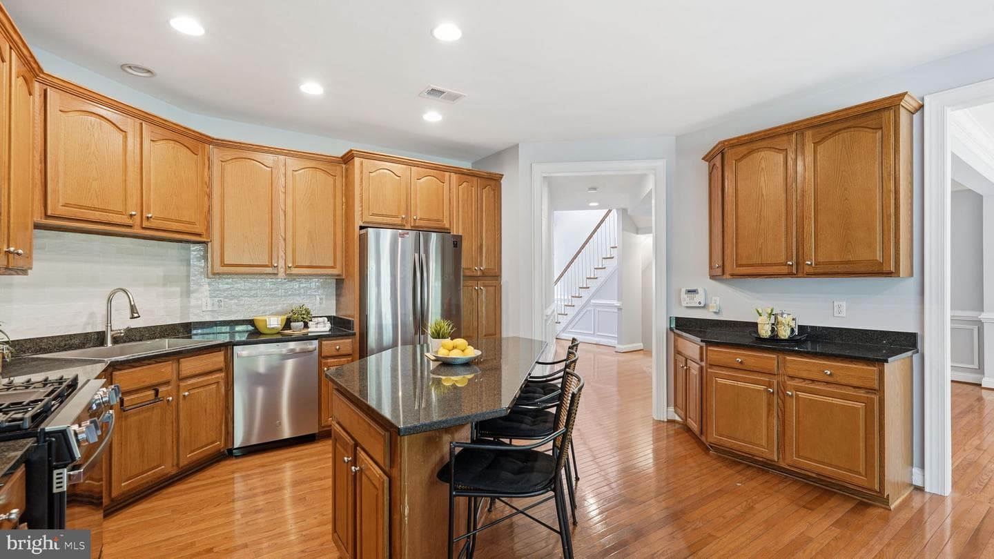 1819 Hyden Place photo 25