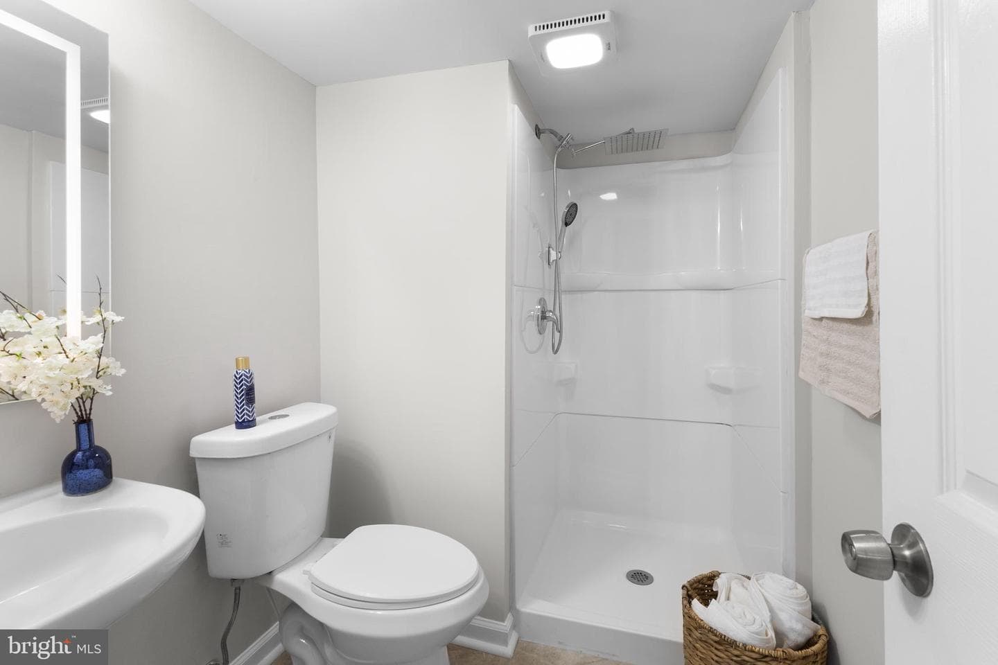 1607 Ashford Place photo 18