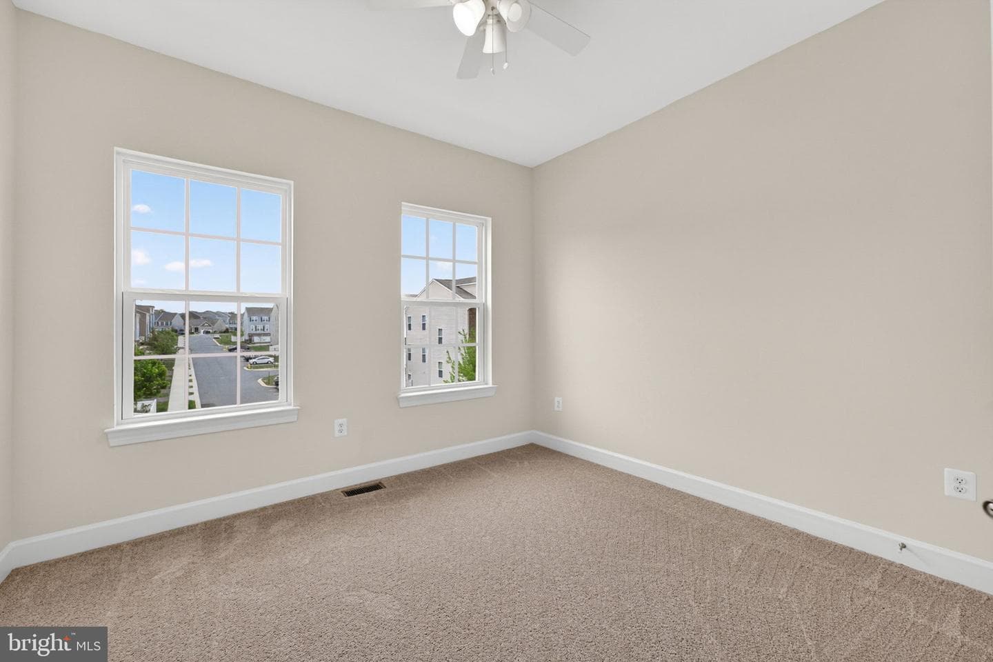10614 Hinton Way photo 36