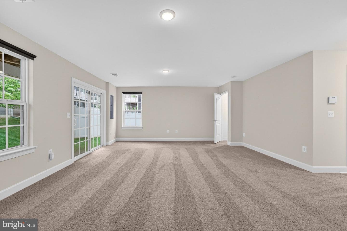 10614 Hinton Way photo 7