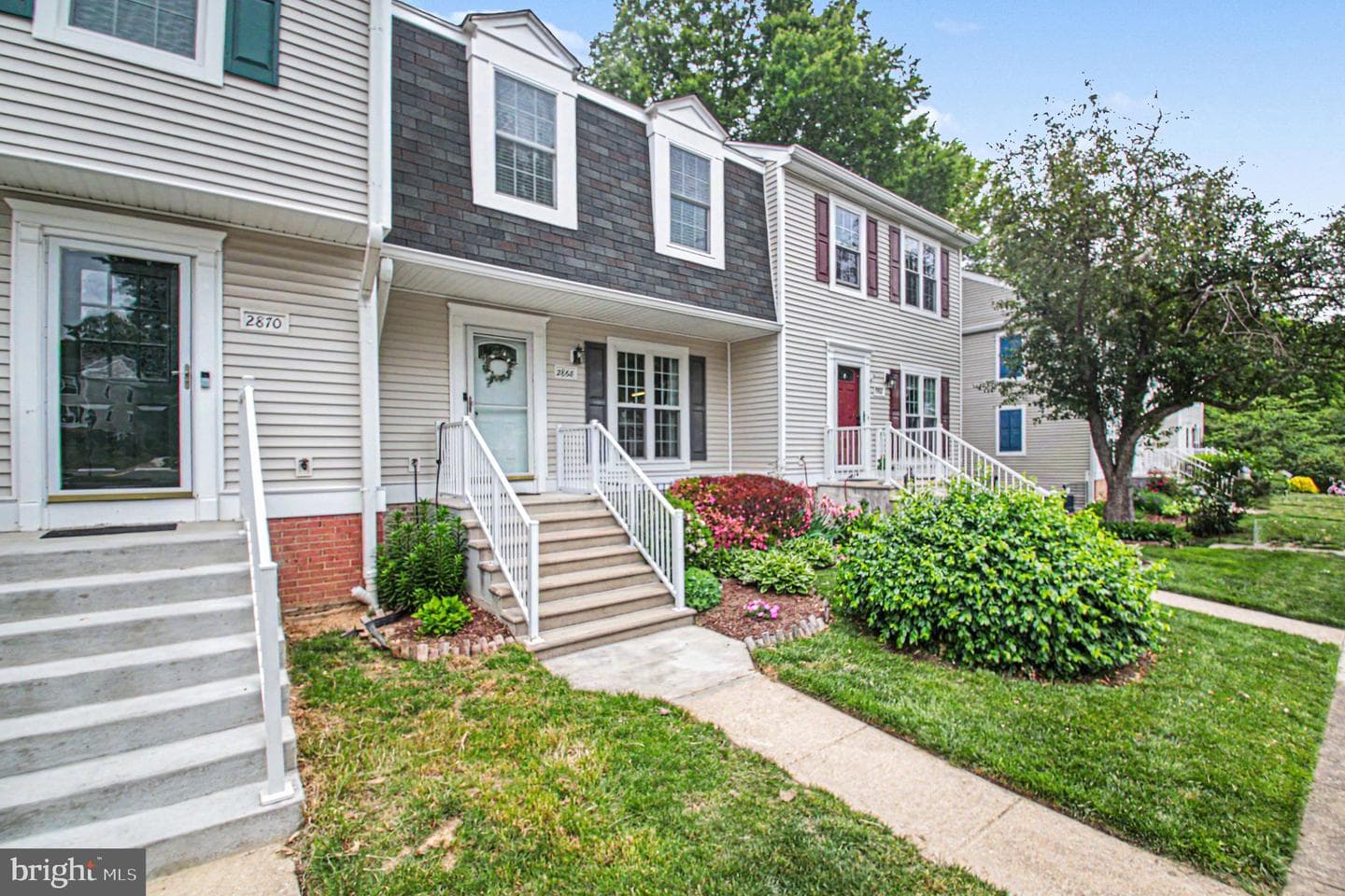 2868 Burgundy Place photo 4
