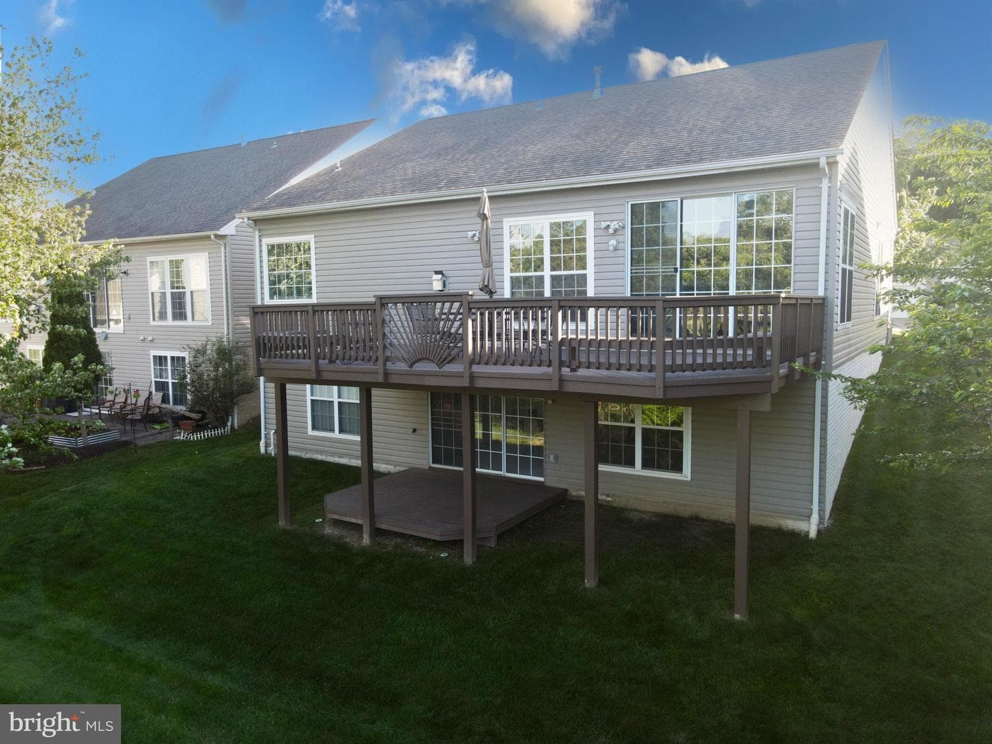 1842 Faversham Way photo 56
