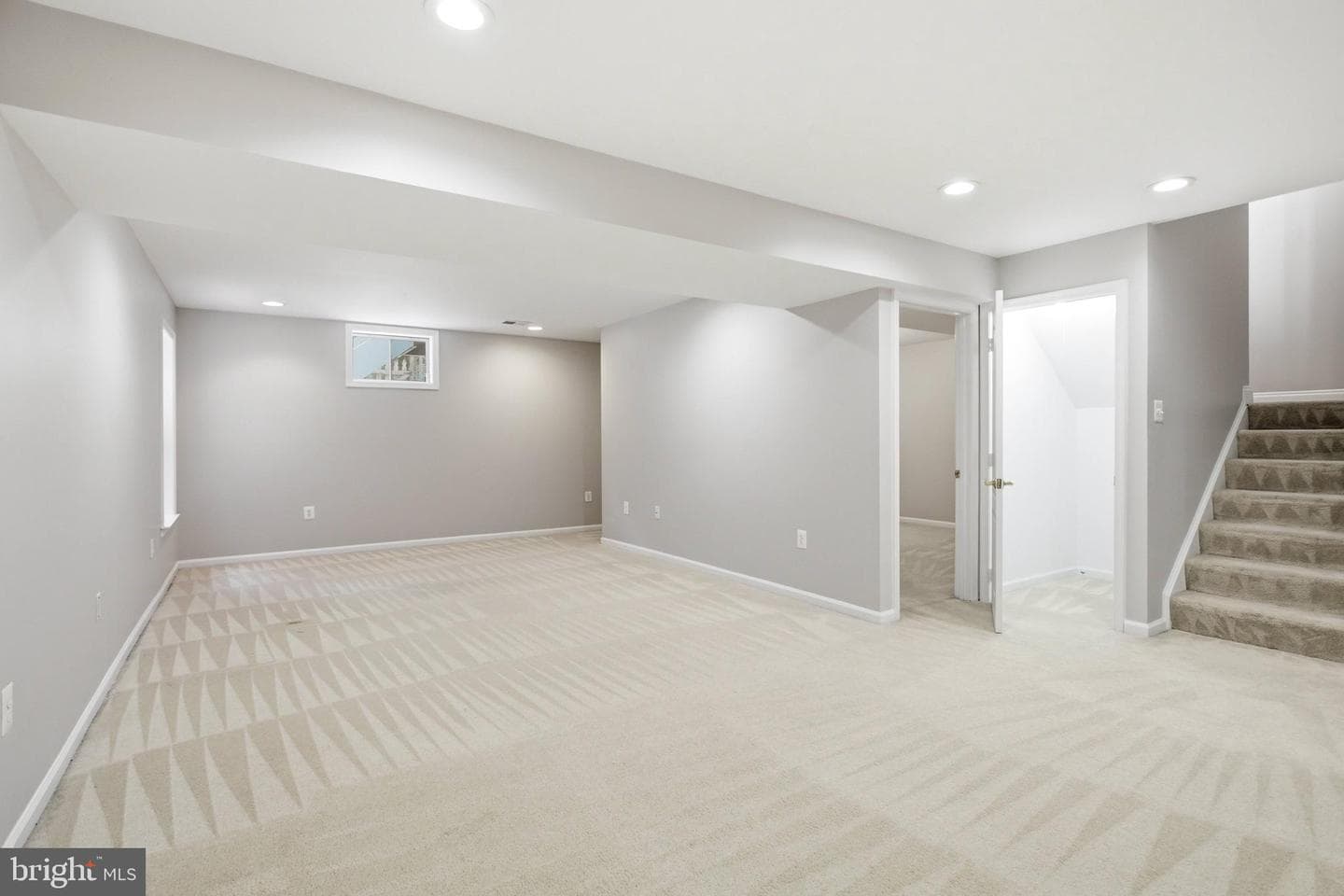 16542 Reservoir Loop photo 12
