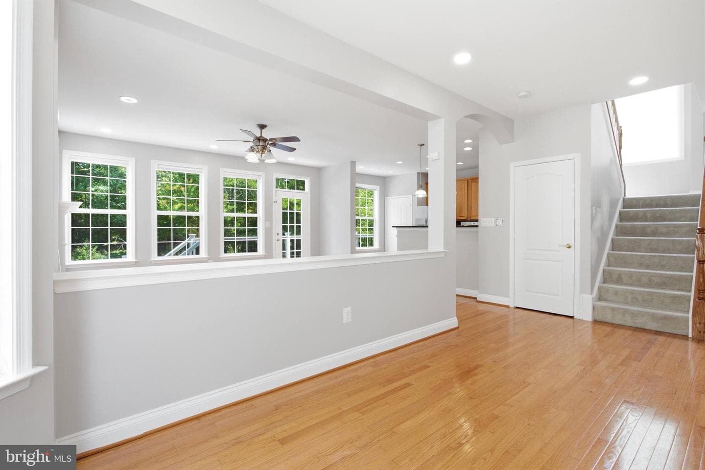 16542 Reservoir Loop photo 43