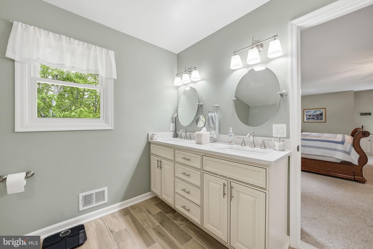 5750 Laurel Glen Court photo 29