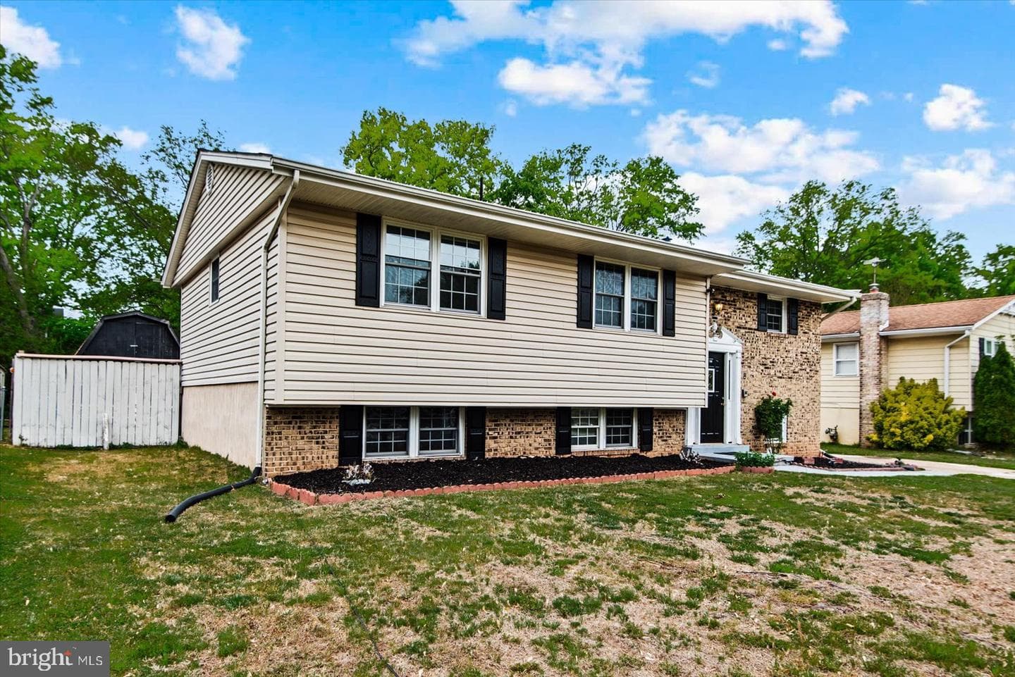 7986 Deward Court photo 3