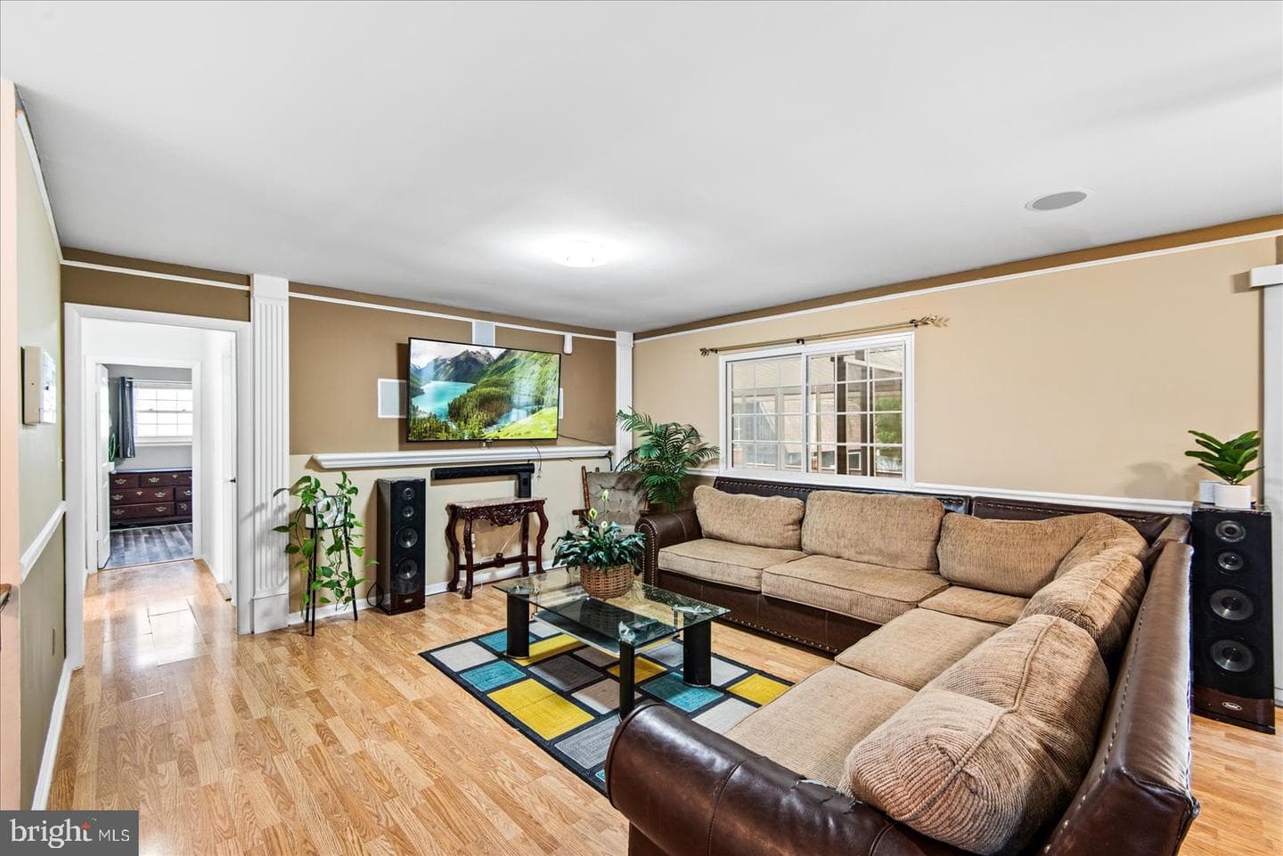 7986 Deward Court photo 5