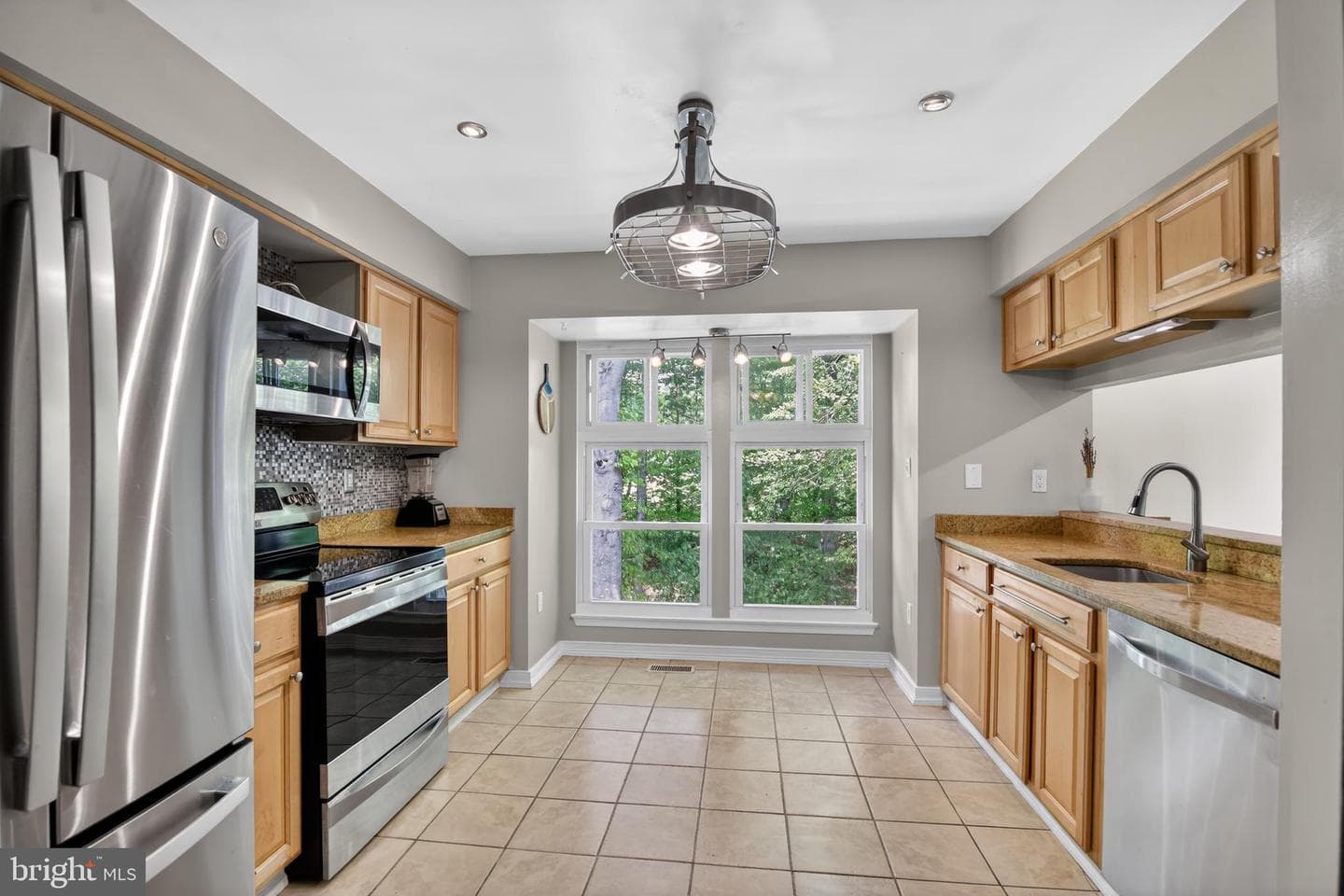 11969 Holly View Drive photo 8