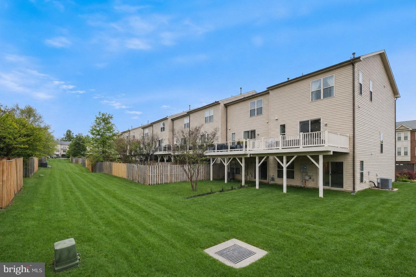 6815 William White Way photo 2