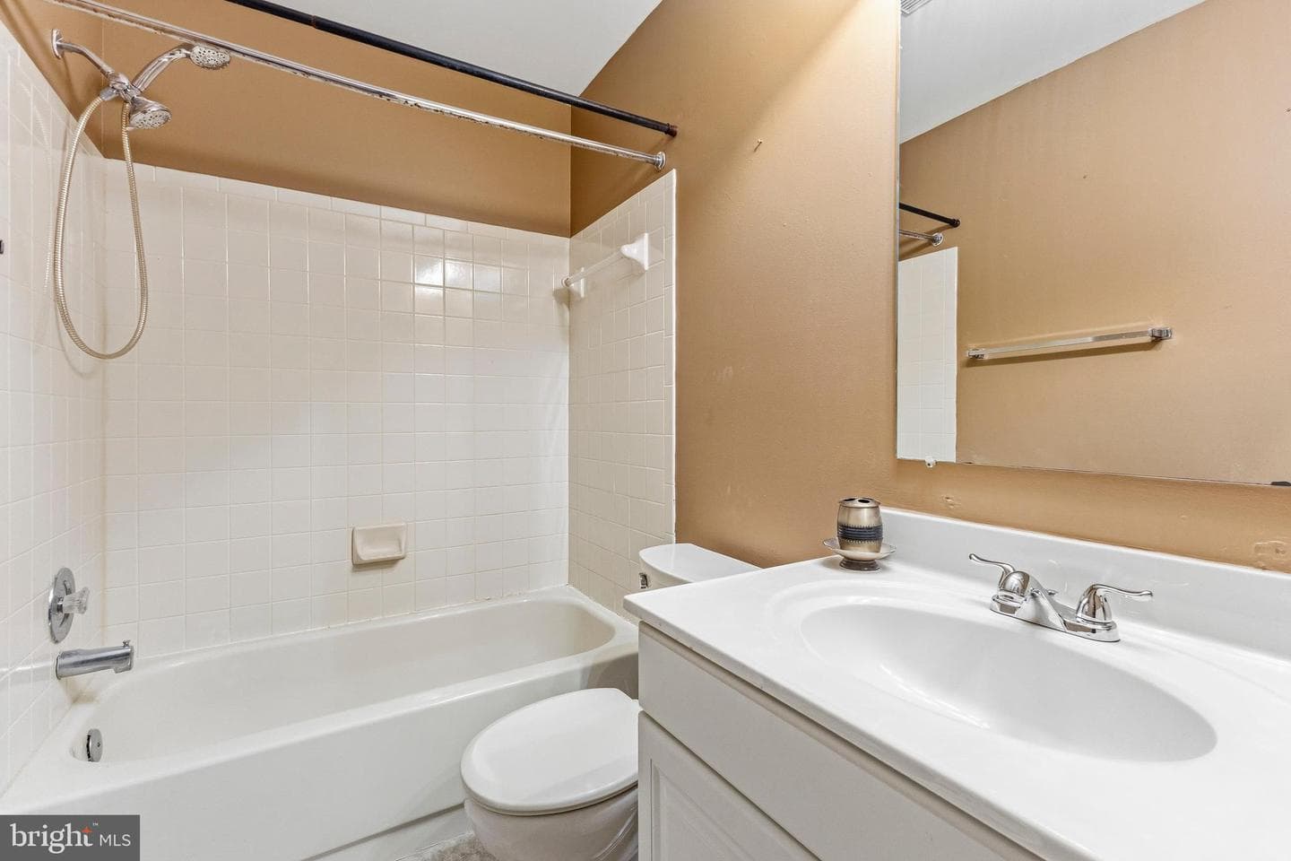 2764 Winston Court photo 22