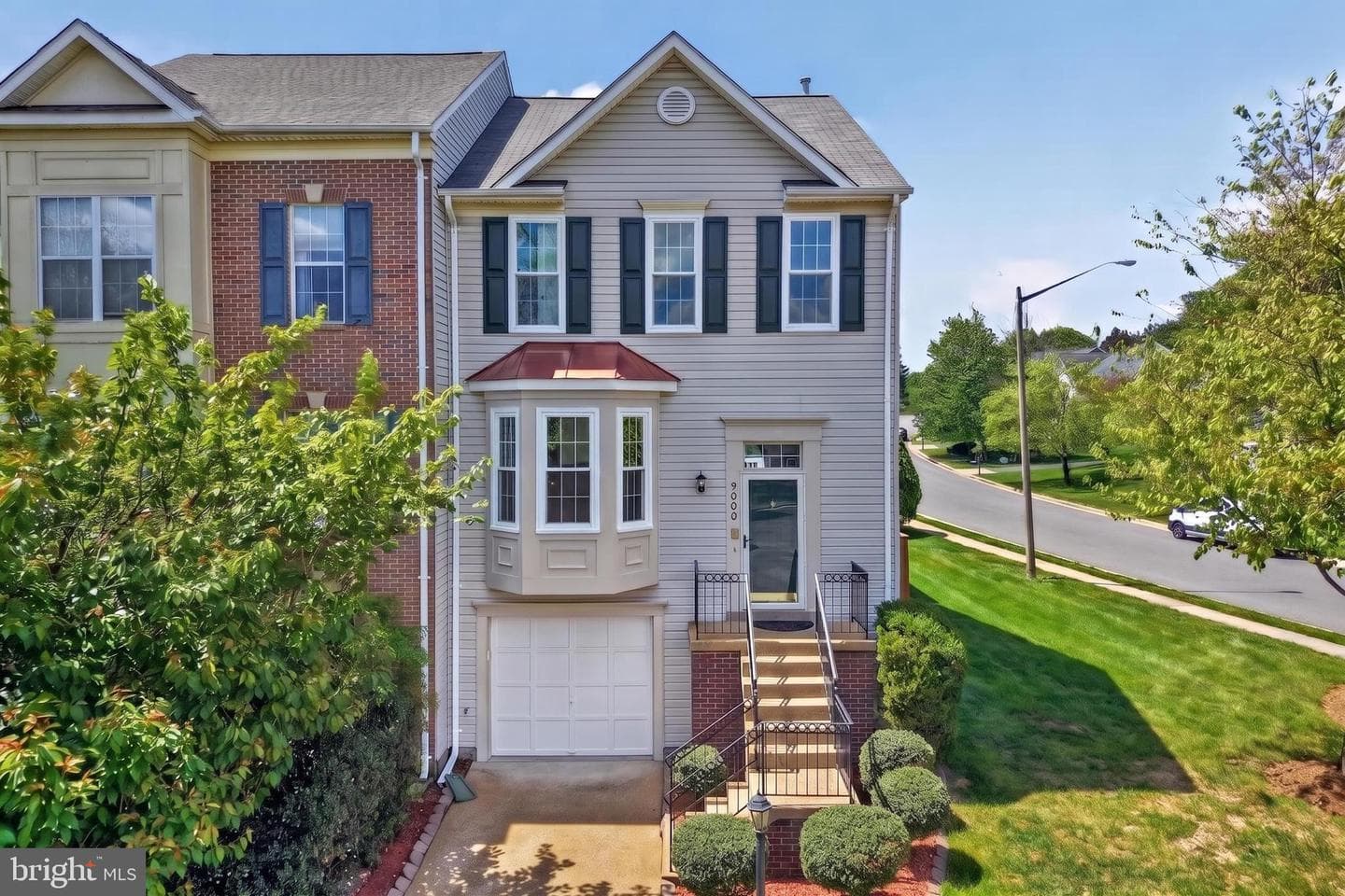 9000 Falcon Glen Court photo 3