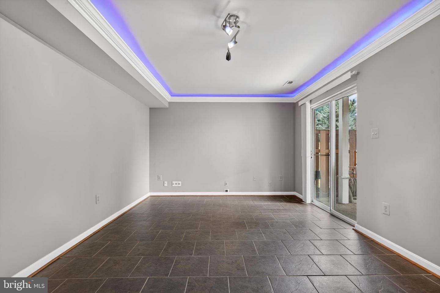 9000 Falcon Glen Court photo 49