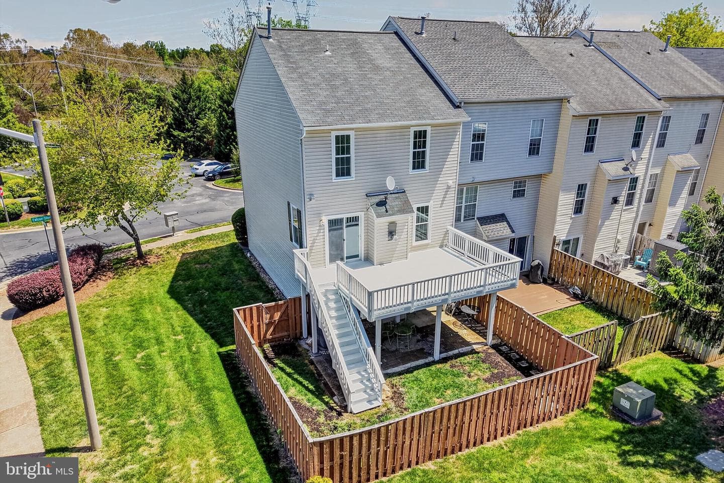 9000 Falcon Glen Court photo 68