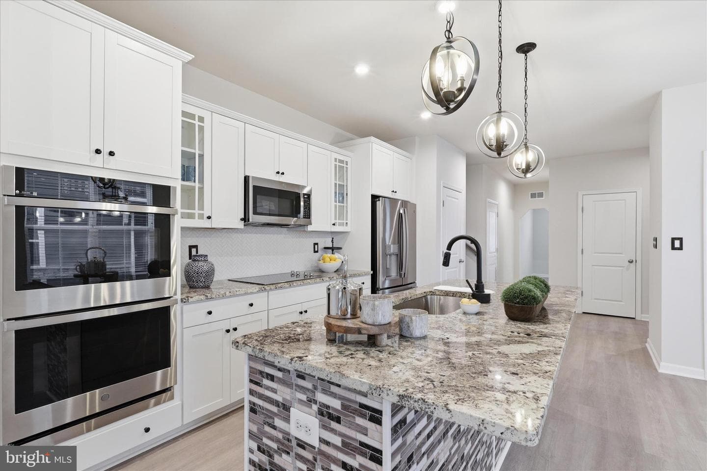 3664 Traford Lane photo 10