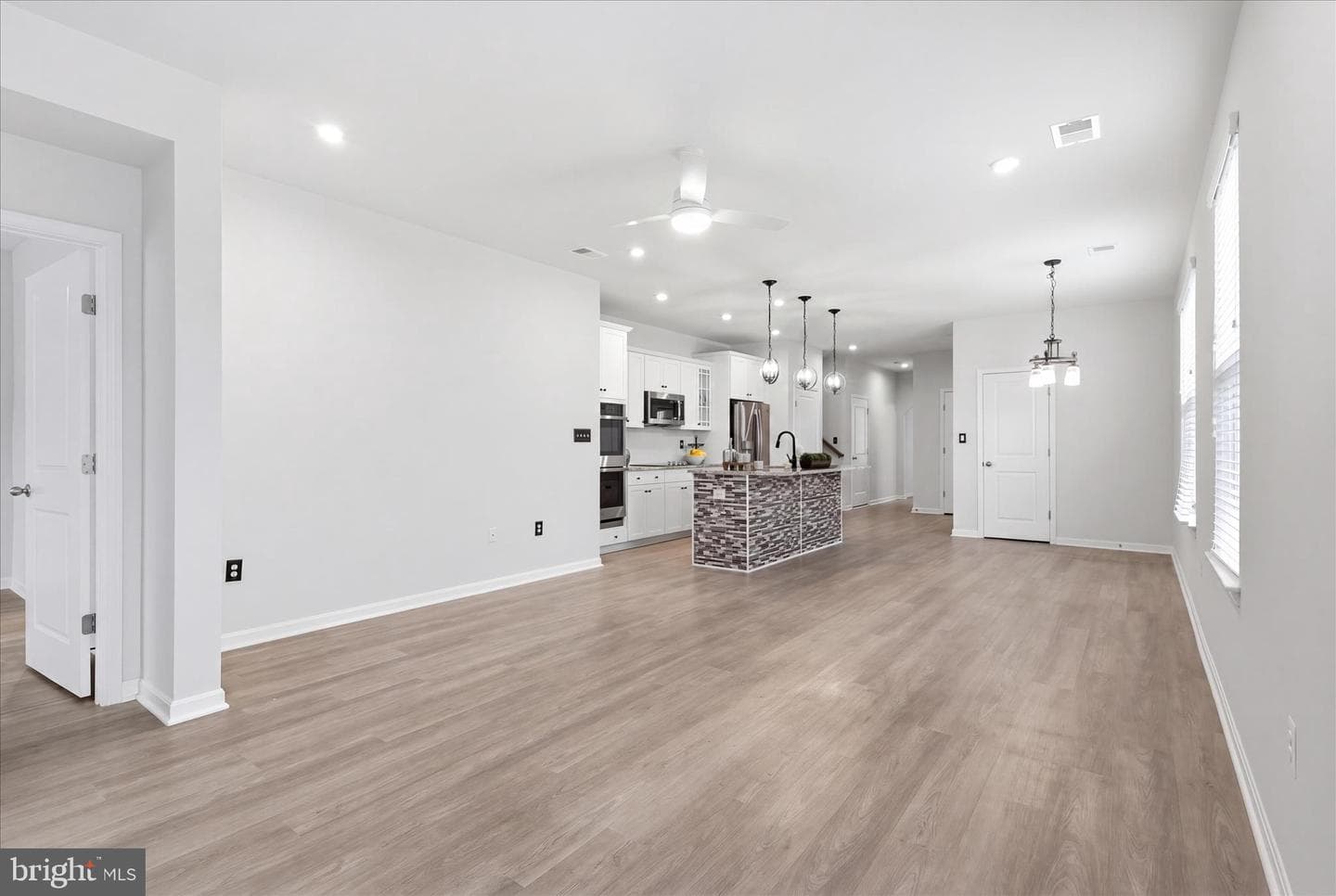 3664 Traford Lane photo 17