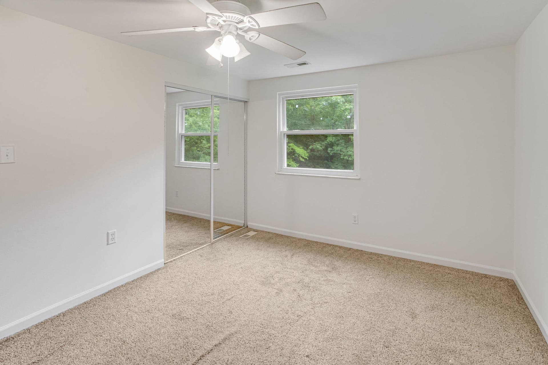 8005 Gracie Drive photo 18