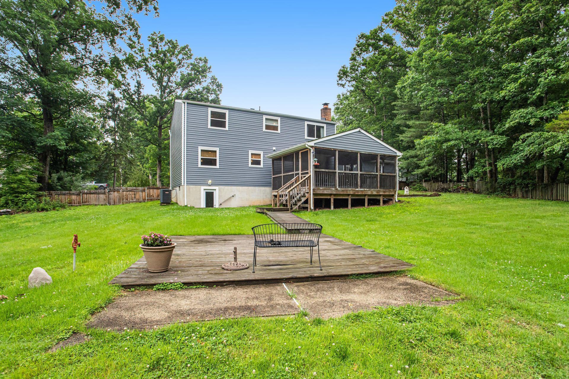 8005 Gracie Drive photo 42