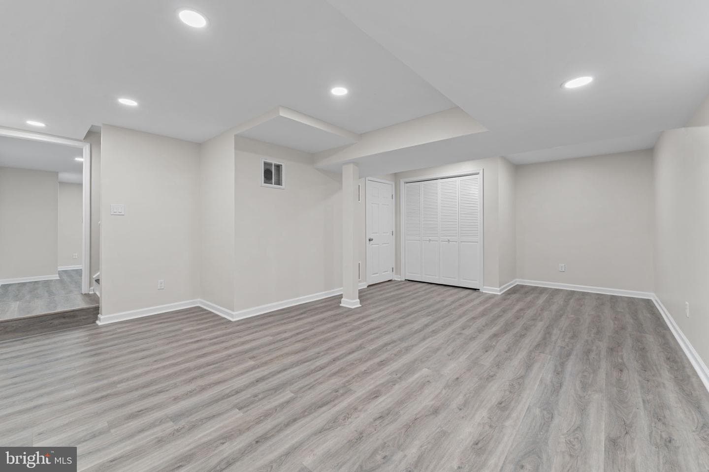 2250 Scotch Court photo 27