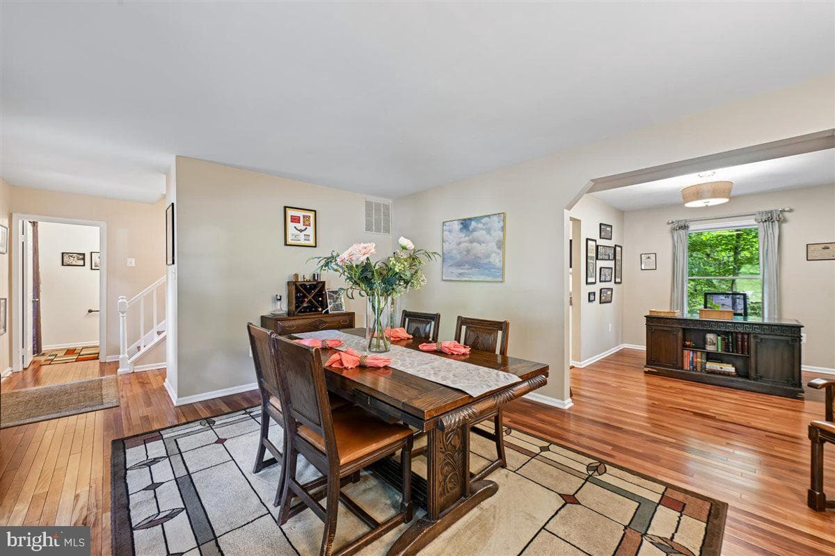 15723 Brandywine Road photo 3