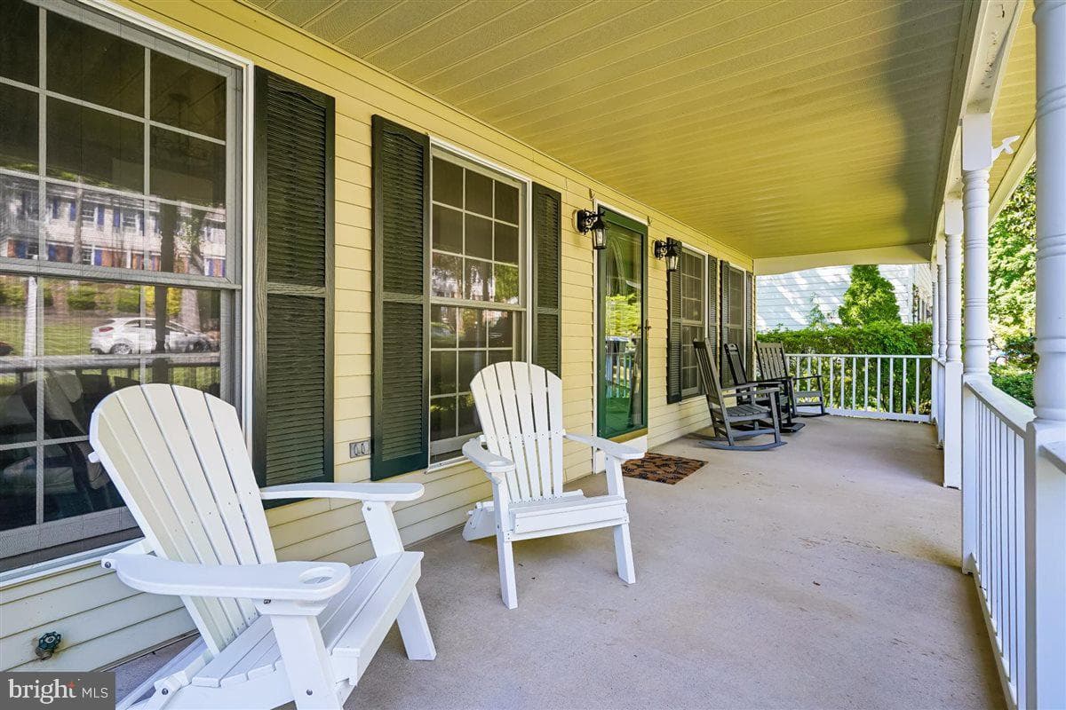 15348 Edgehill Drive photo 5
