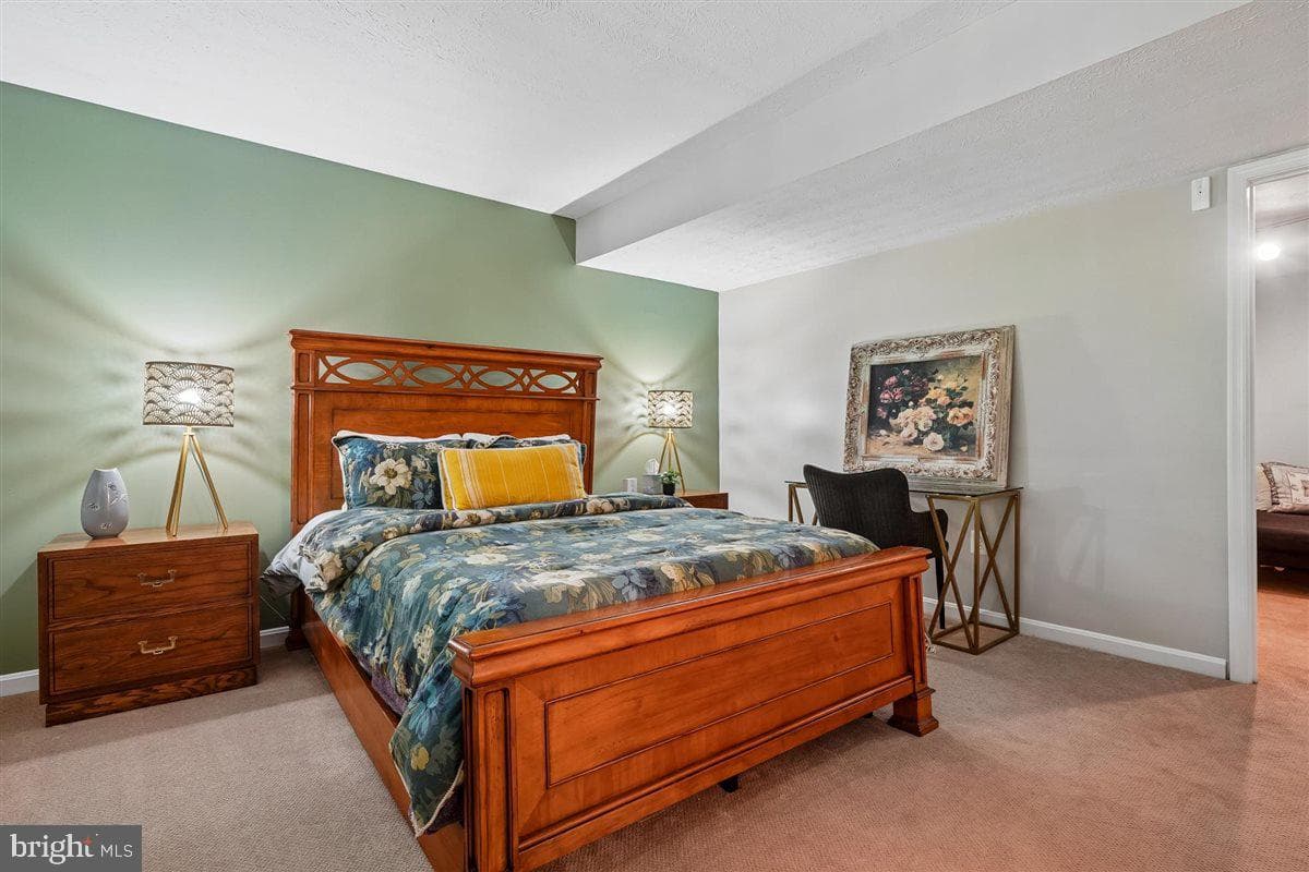 15792 Devonald Place photo 36