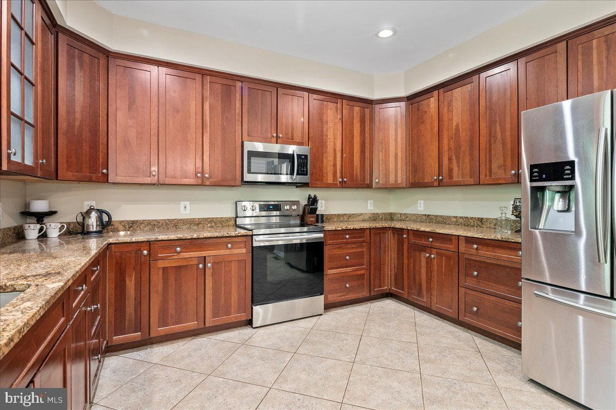 7974 Pinnacle Ridge Drive photo 33