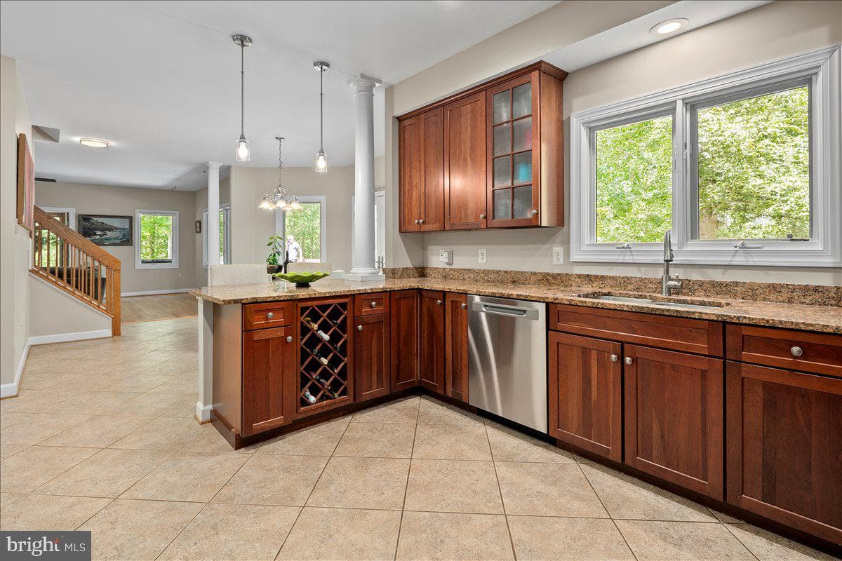 7974 Pinnacle Ridge Drive photo 35