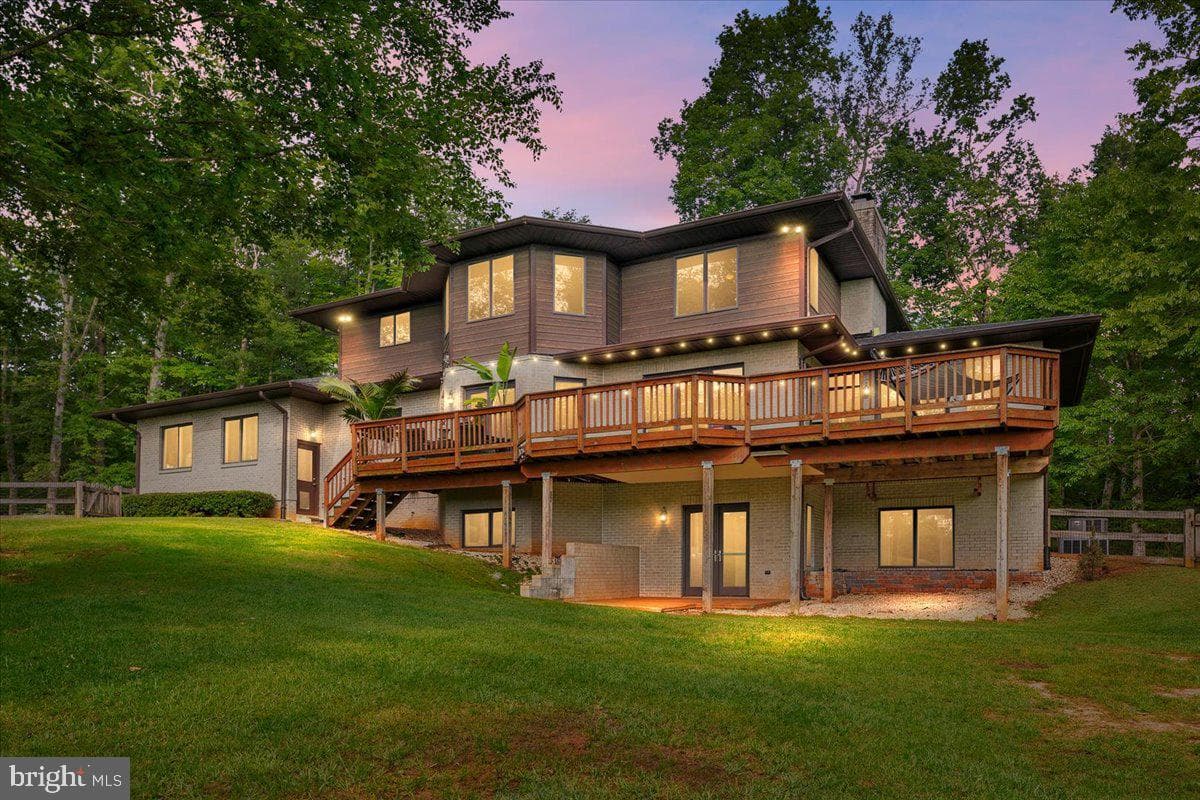 7974 Pinnacle Ridge Drive photo 4