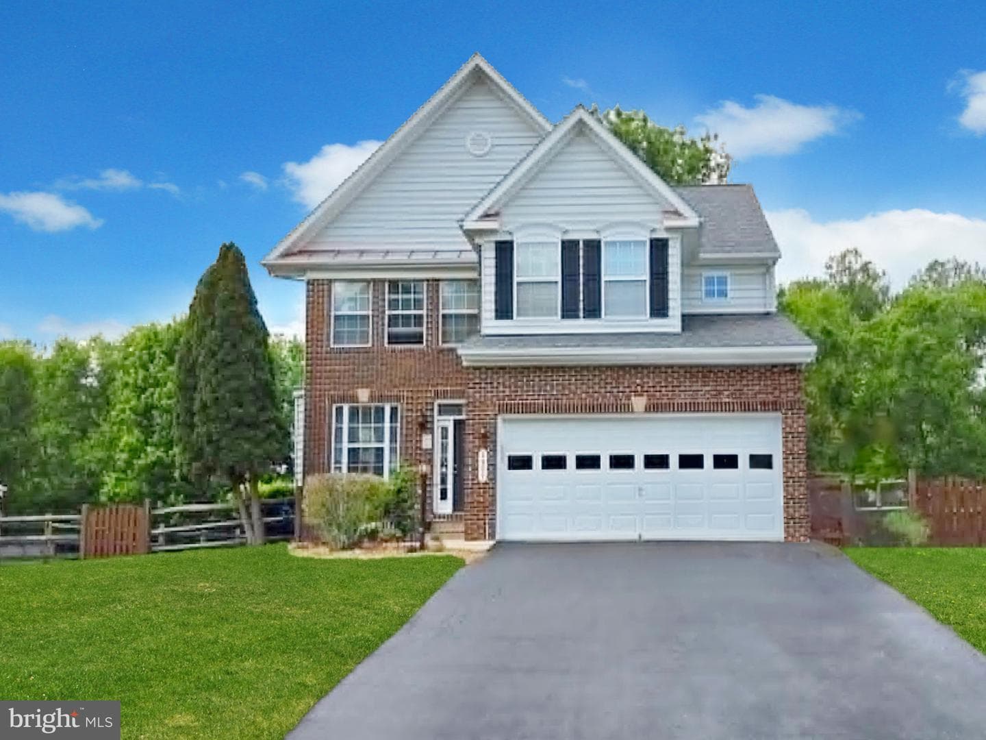 5977 Tapestry Drive photo 2
